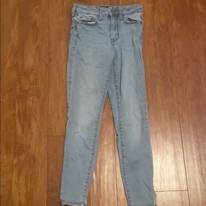 women american eagle jeans